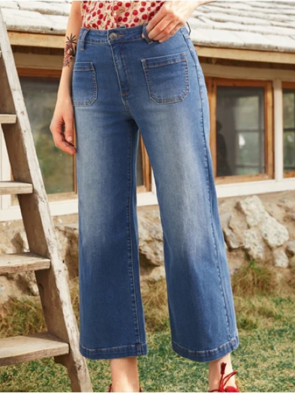 Modcloth Boardwalk Beauty Wide Leg Crop Sailor Jeans 12 / 28 Waist Runs Small